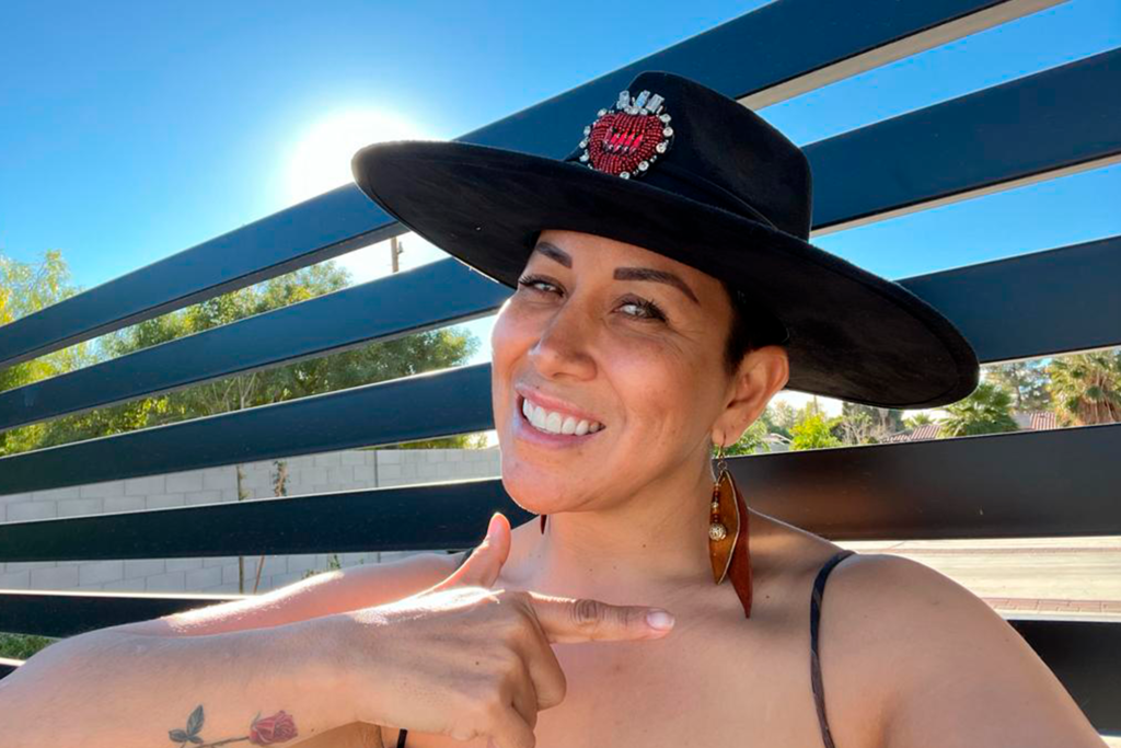 Adriana González Crea tu Propio Sombrero Viaje Libertad